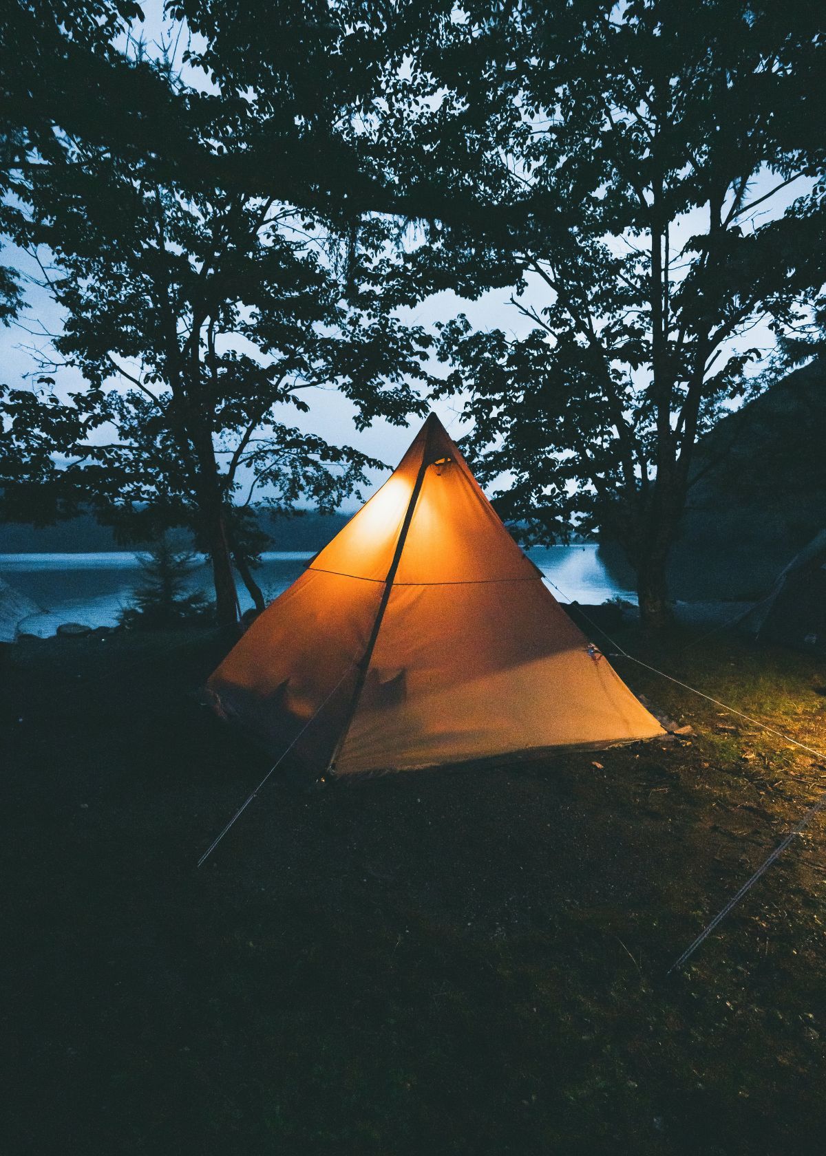 What to Look for When Buying a Camping Light